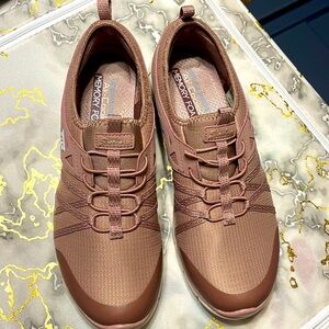 Pink Memory Foam Air Cooled Skechers